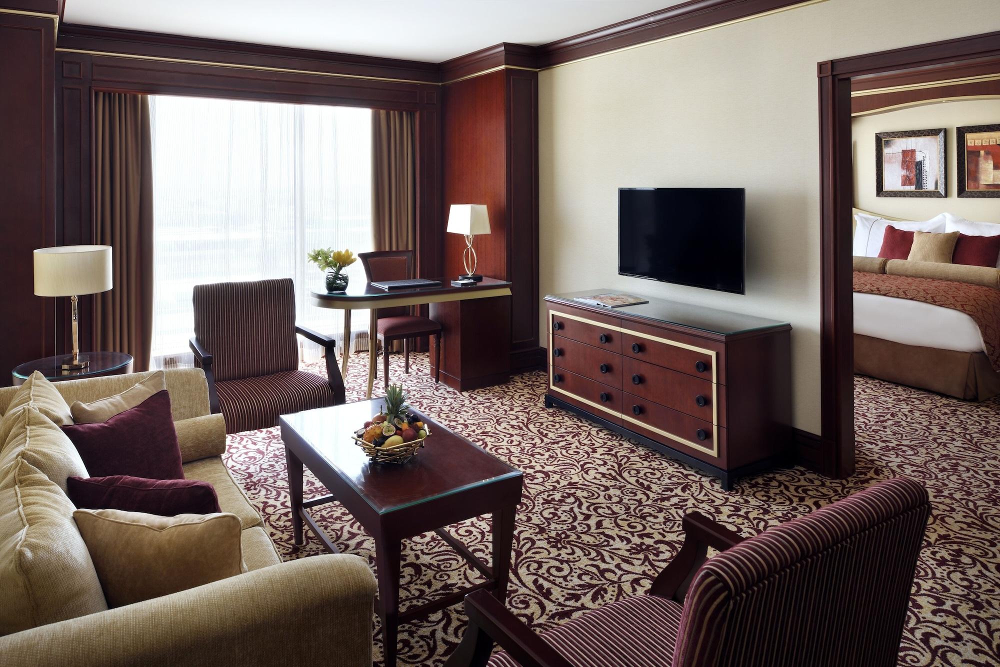 Mövenpick Hotel City Star Jidda Exteriör bild Suite